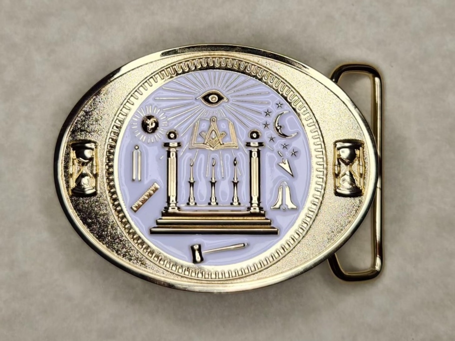 [Small Buckle Pic Missing] (Click here)